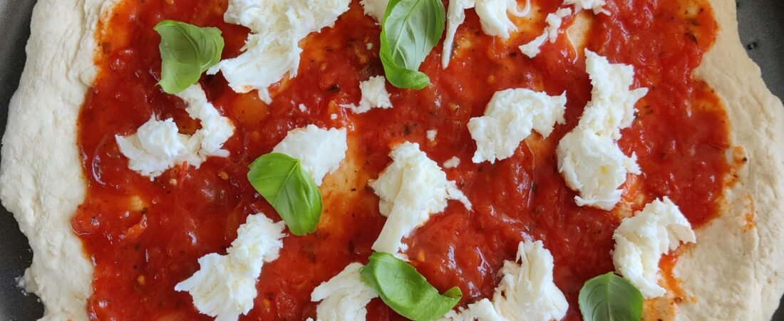 Best Pizza-Making Tools for Home Kitchens (2026): 7 Picks