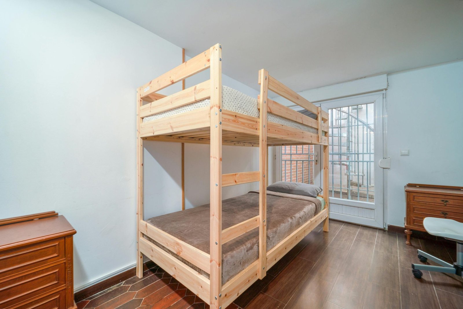Best Kitchen Setup for College Students (2026): 10 Dorm Essentials