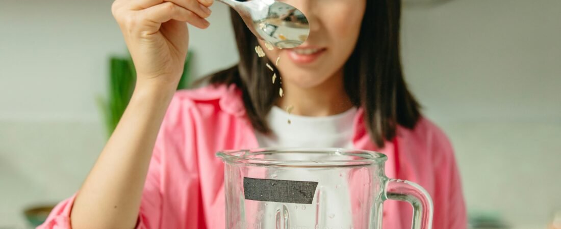 Best Blender for Smoothies: 7 Quiet + Powerful Picks (2026)